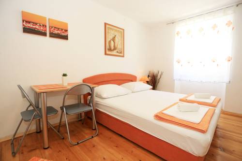 Pag Croatie VIP Hotel code promo booking.com