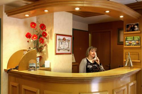 Lourdes France VIP Hotel code promo booking.com