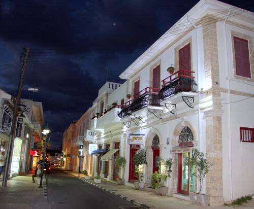 Paphos Chypre VIP Hotel code promo booking.com