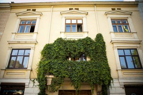 Lviv Ukraine VIP Hotel code promo booking.com